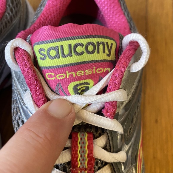 Saucony Cohesion Shoes Womens Size 6 Gray Pink Running Wide Sneakers Athletic - Picture 9 of 13